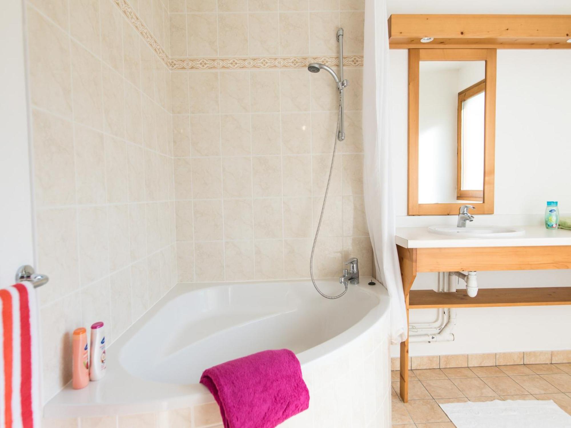 Great Holiday Home Near Lake Annecy Жие Экстерьер фото